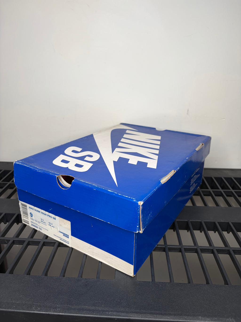 (2010) sz 9M Nike SB High Tecate - Brand New, Original Box