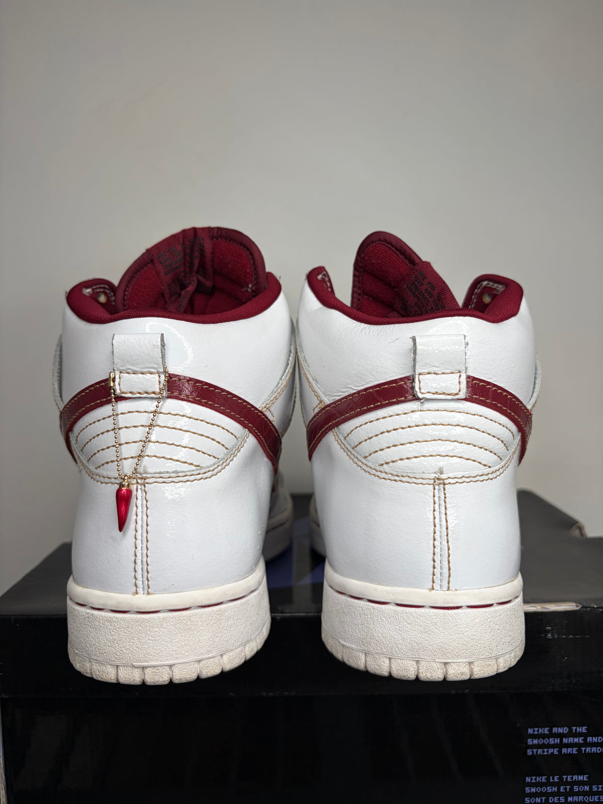 (2006) sz 9M Nike SB High Mafia Pack - Preowned, Original Box