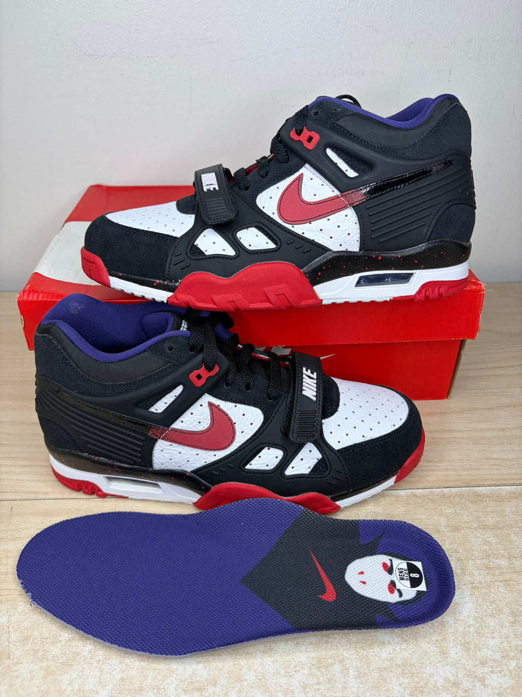 Sz 8M Air Trainer 1 Dracula - Brand New, Original Box