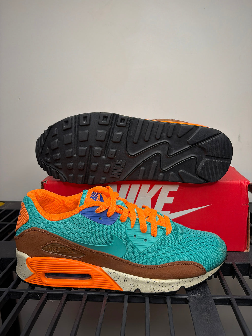 (Salesman Sample) Sz 9M Air Max 90 Beaches Of Rio - Preowned, Replacement Box
