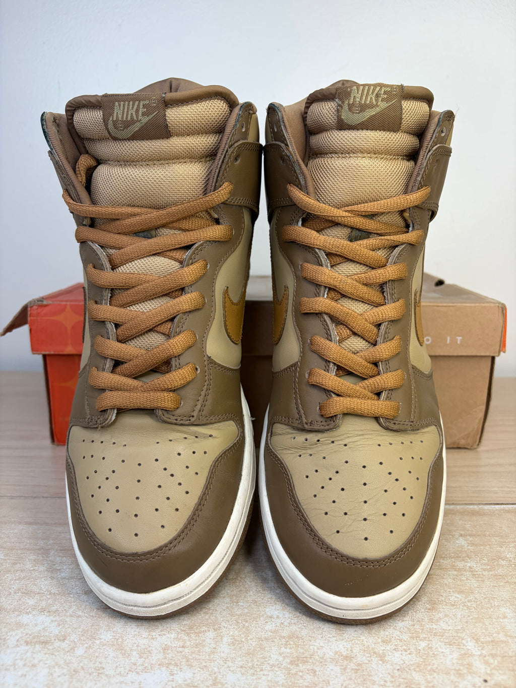 (2004) sz 11M Dunk High Hay Maple Taupe - Preowned, Original Box