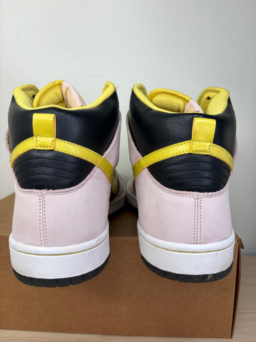 (2009) sz 13M Nike SB High Miss Piggy - Preowned, No Box