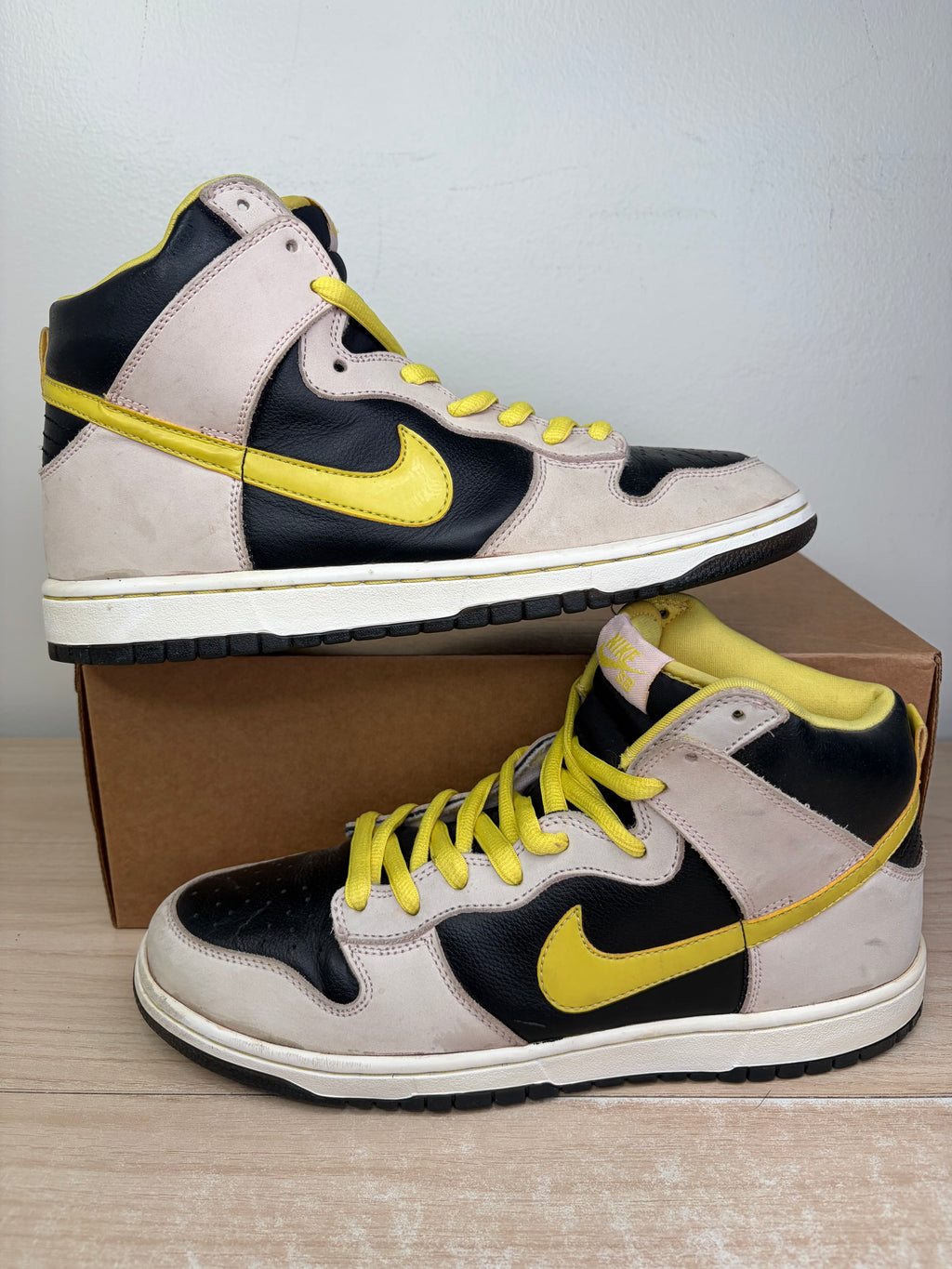 (2009) sz 10.5M Nike SB High Ms.Piggy - Preowned, No Box