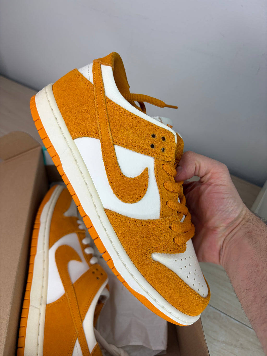 (2017) sz 8M Nike SB Low Circuit Orange - Brand New, Original Box