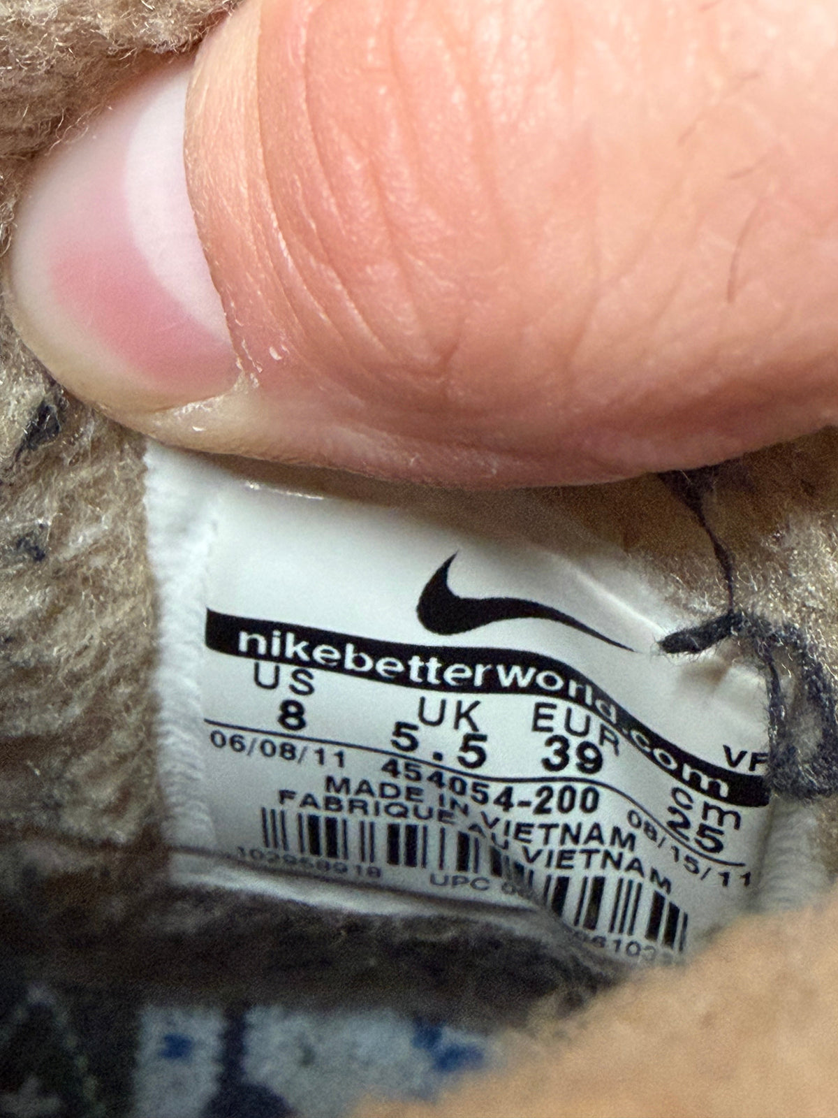 (2011)(8W) Sz 6.5M Dunk High 6.0 Sherpa - Preowned, No Box