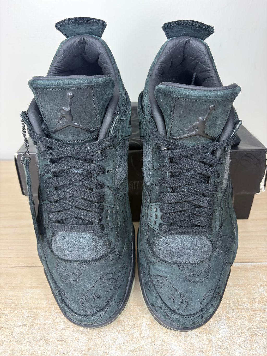 Sz 9.5M Jordan 4 Kaws Black - Preowned, Original Box