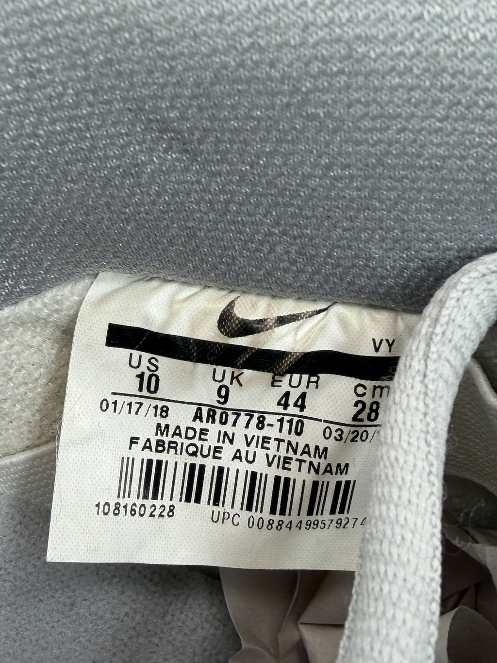 (2018) sz 10M Nike SB Low Summit White Wolf Grey - Preowned, Same Era Rep Box