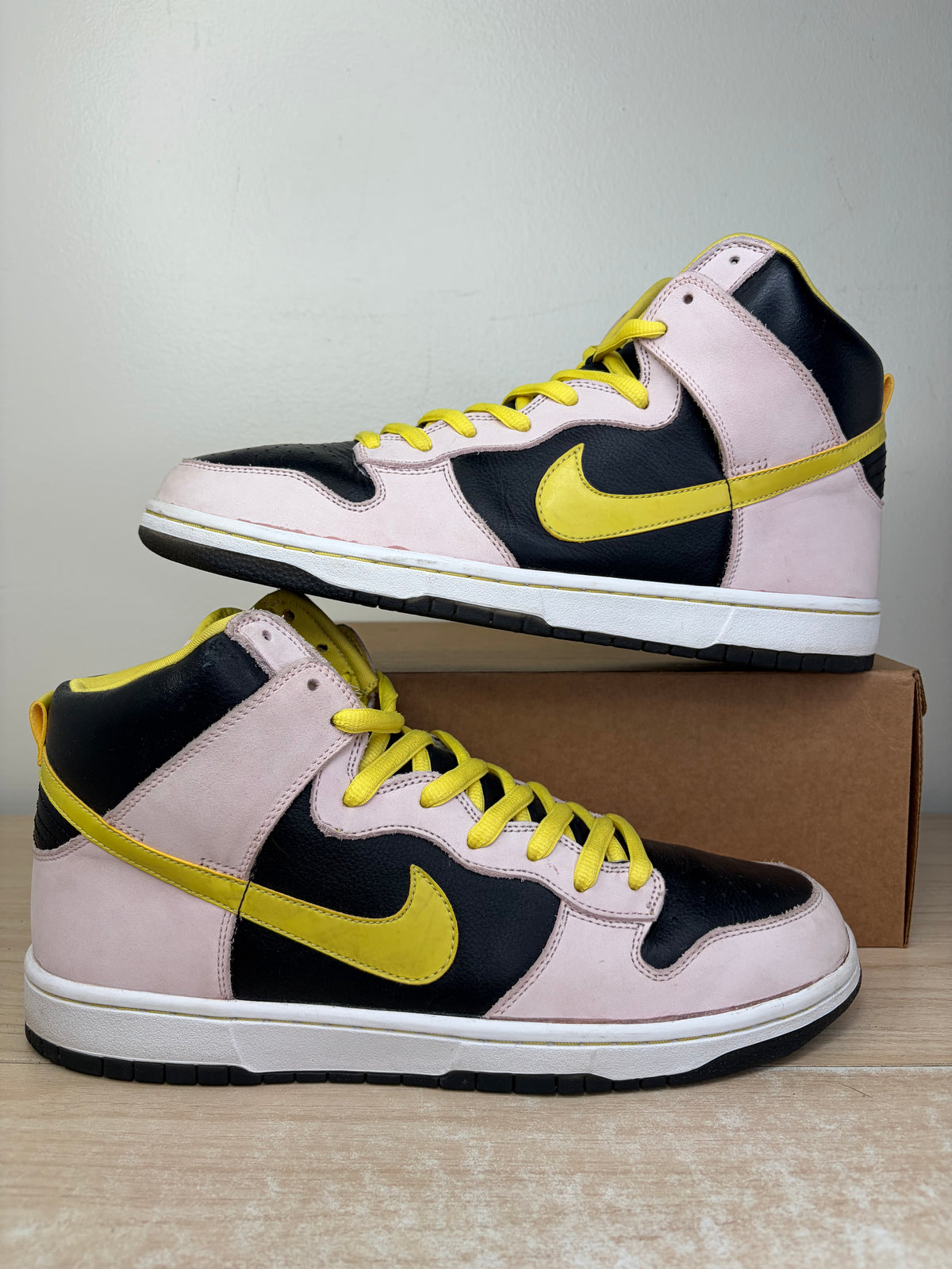 (2009) sz 13M Nike SB High Miss Piggy - Preowned, No Box