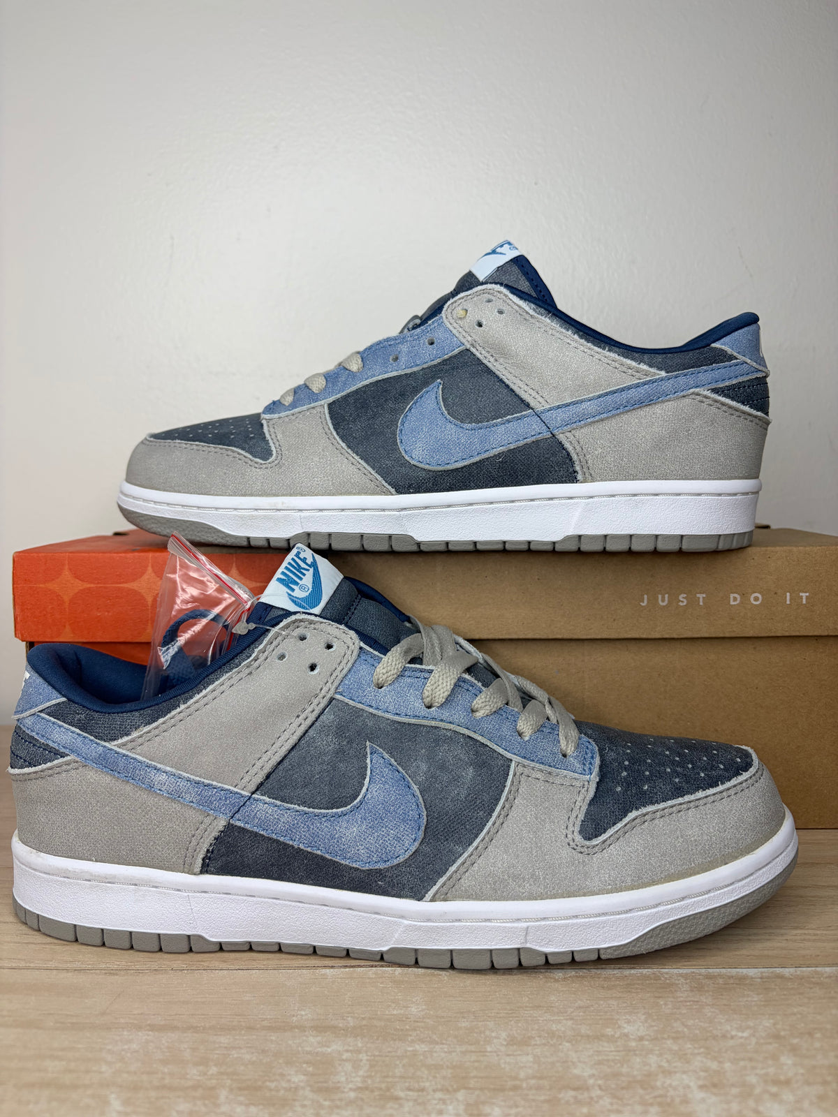 (2003) sz 10.5M Dunk Low LTD Cascade Blue - Brand New, Original Box