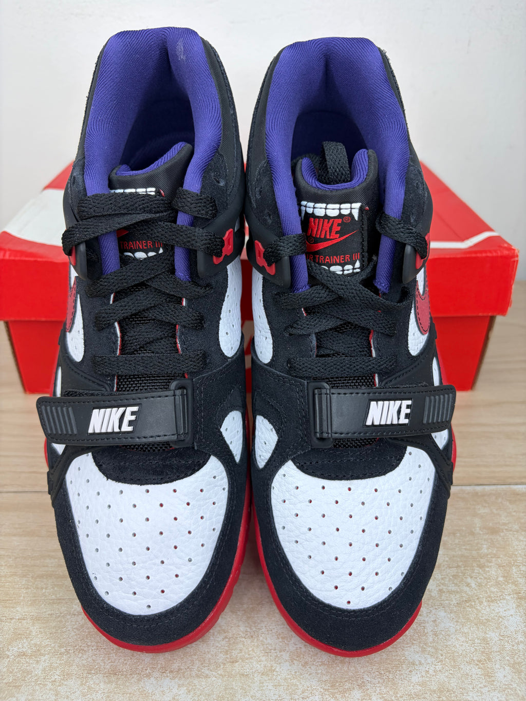 Sz 8M Air Trainer 1 Dracula - Brand New, Original Box