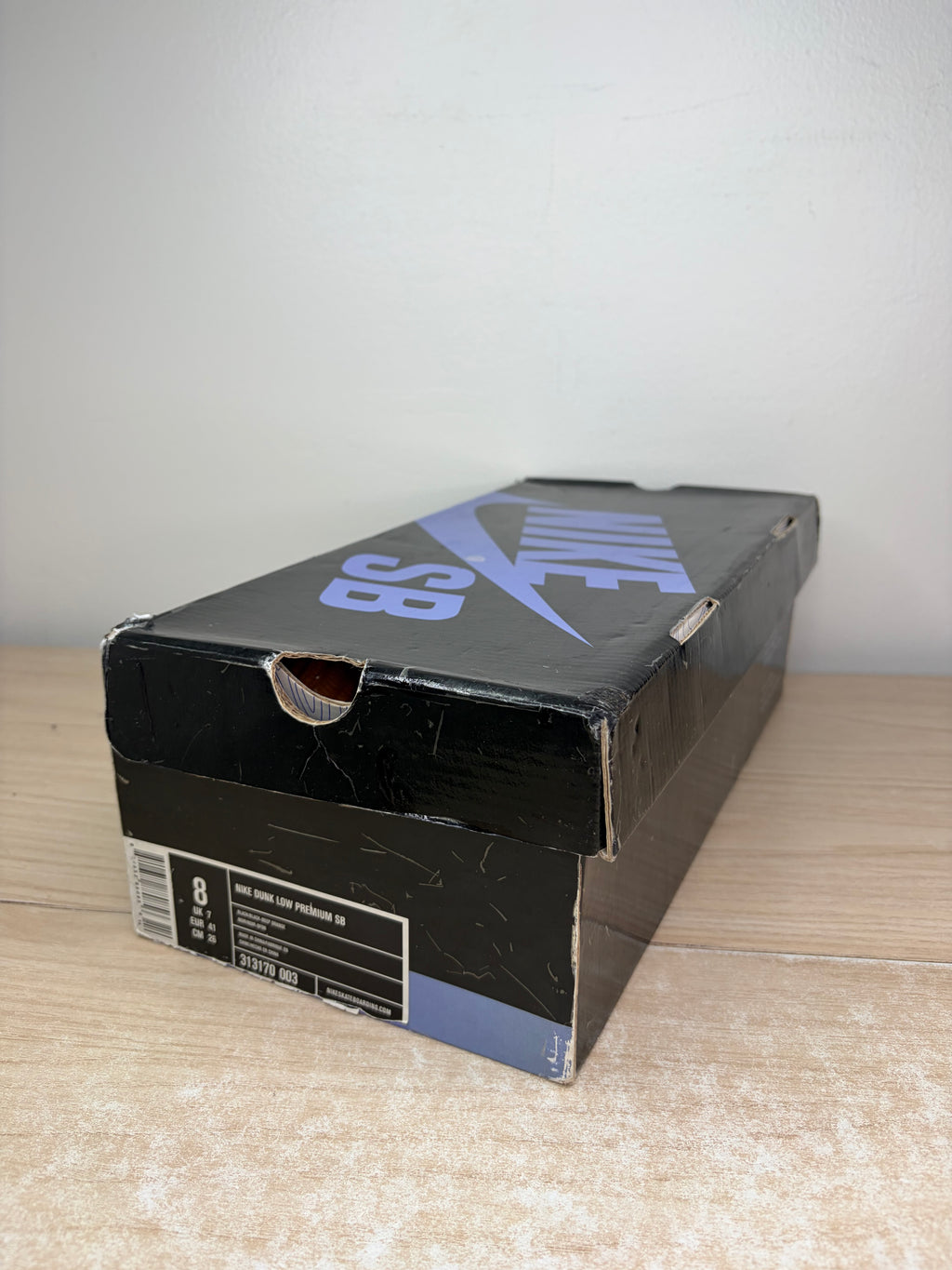 (2006) sz 8M Nike SB Low Hawaii - Brand New, Original Box