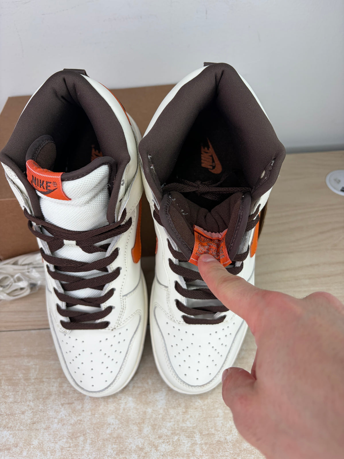 (2004) sz 11M Dunk High Sail/Orange Blaze - Brand New, No Box
