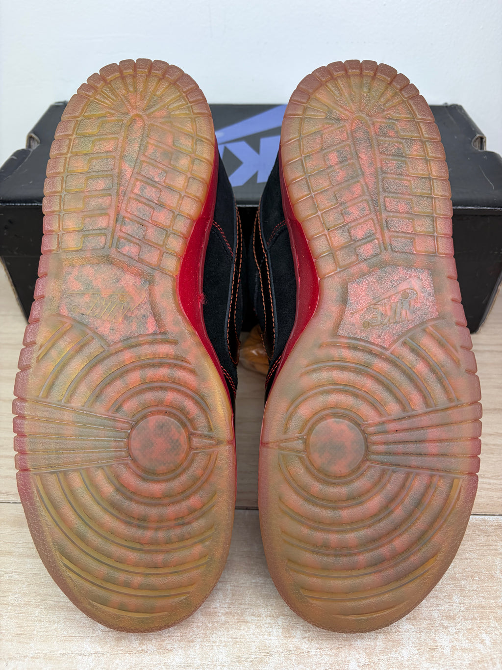 (2006) sz 8M Nike SB Low Hawaii - Brand New, Original Box