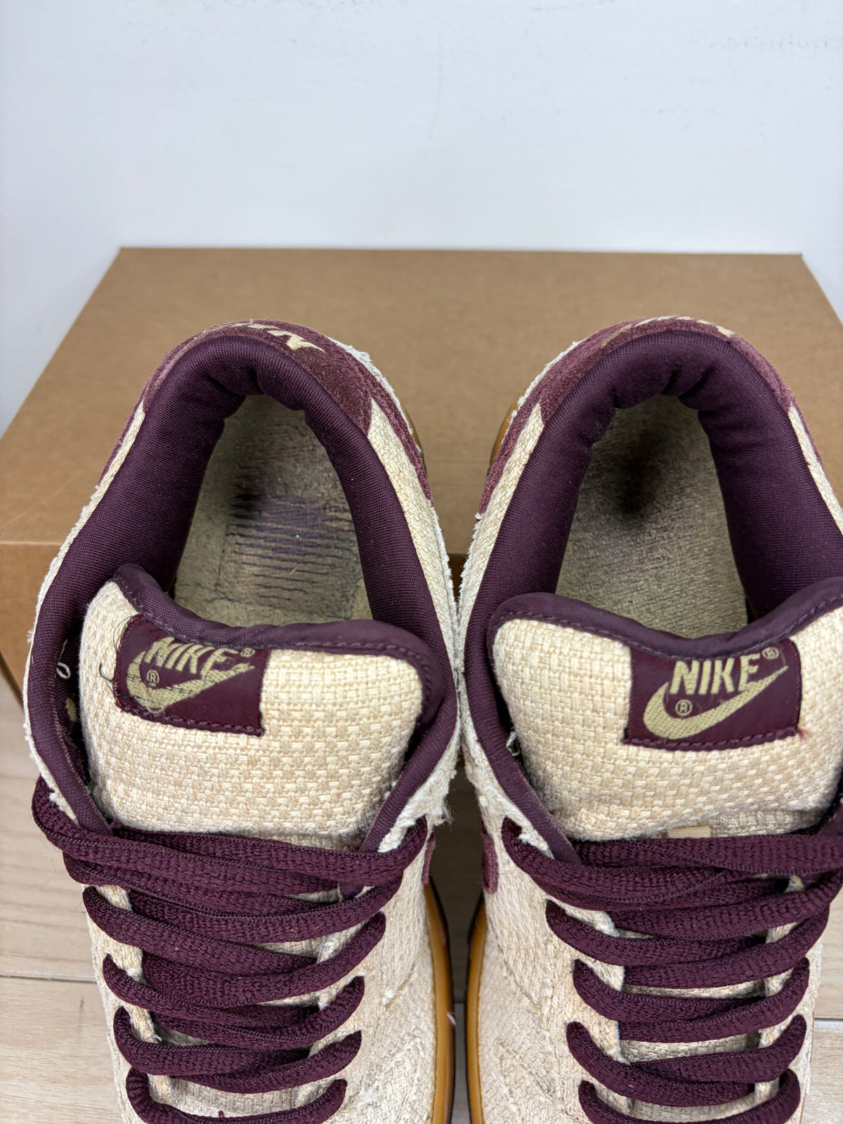 (2004) sz 9M Nike SB Low Mahogany Red Hemp - Preowned, No Box