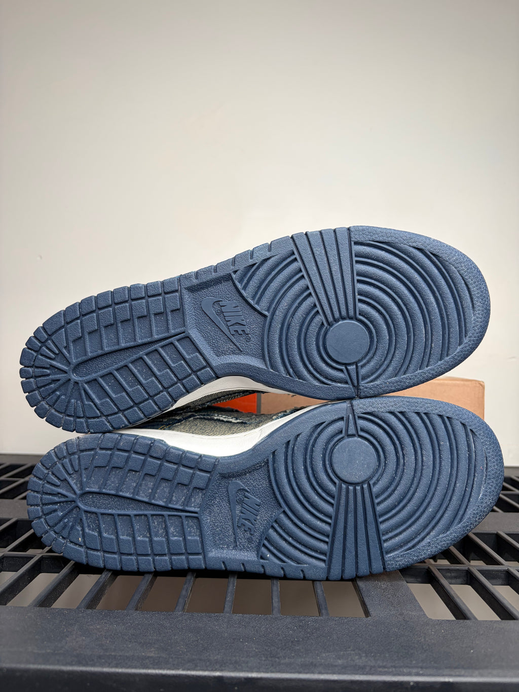 (2006) sz 9M Dunk Low CL Denim - Brand New, Replac. same era Box