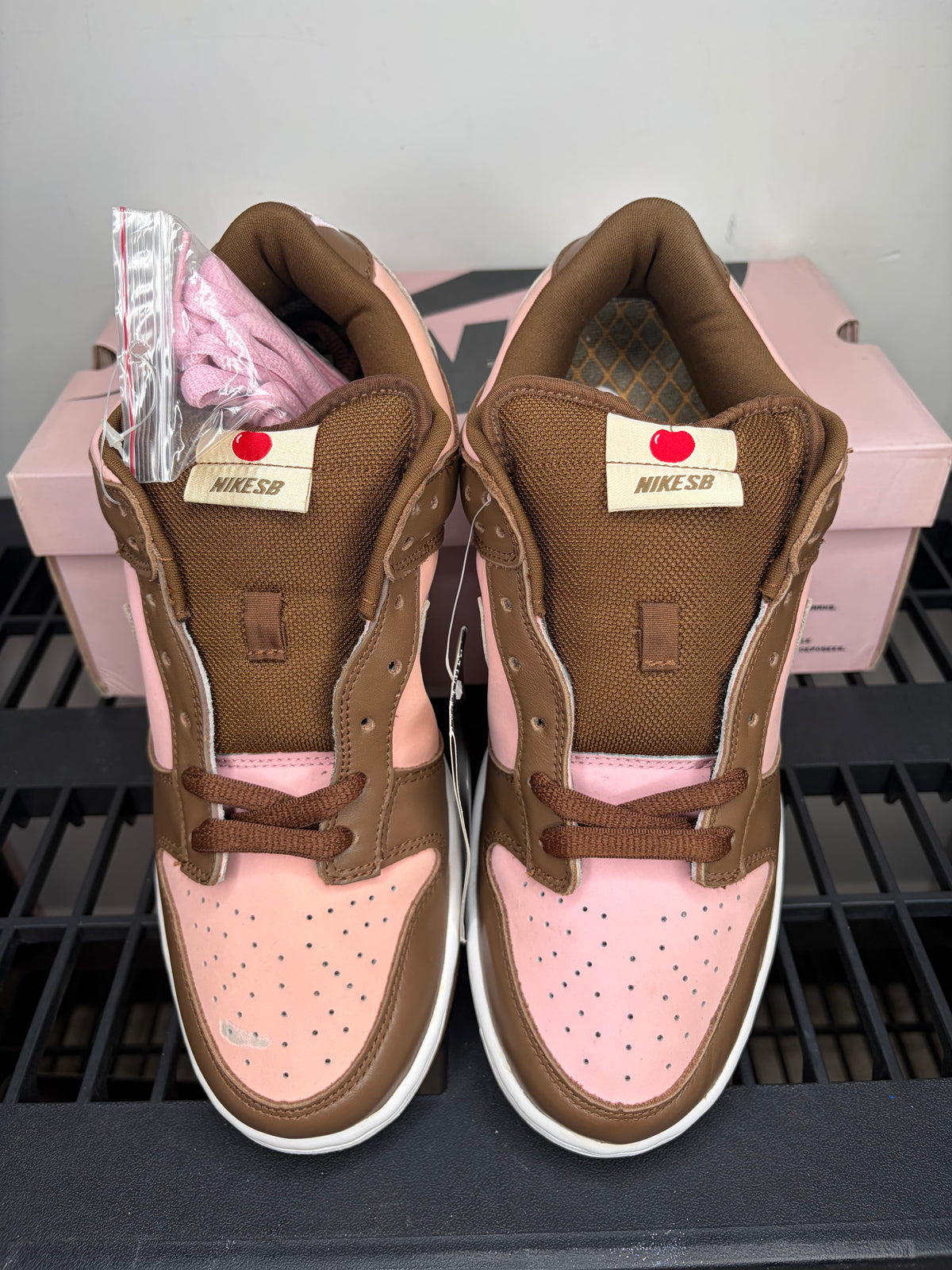 (2005) sz 11.5M Nike SB Low Stussy Cherry - Brand New, Original Box