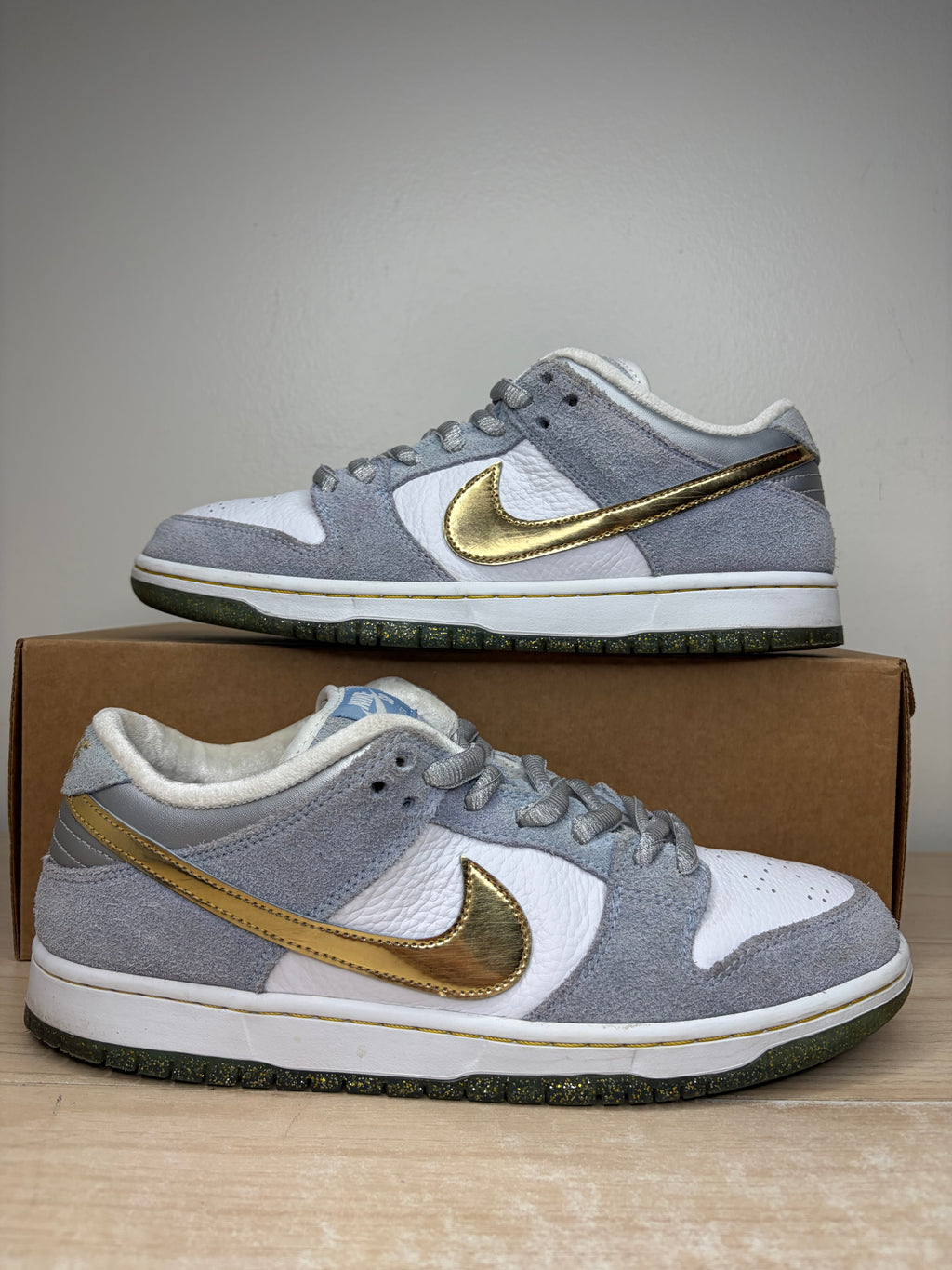 Sz 10M Nike SB Low Sean Cliver Christmas - Preowned, No Box