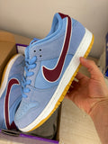 Sz 10M Nike SB Low Phillies - Brand New, Original Box