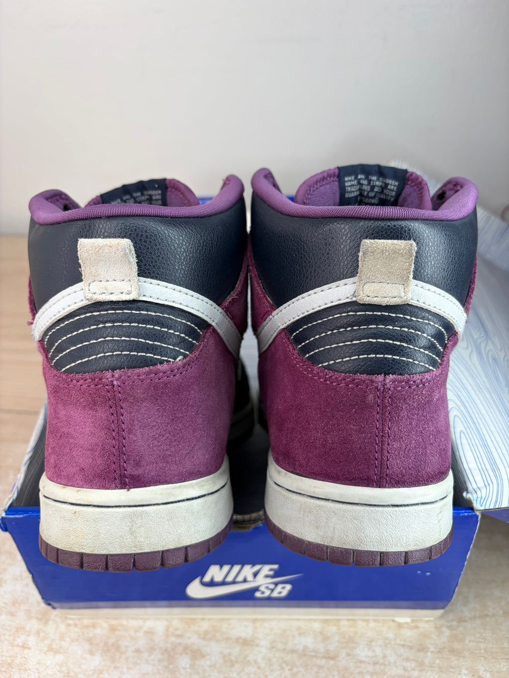 (2009) sz 9M Nike SB High Un Heavens Gates - Preowned, Original Box