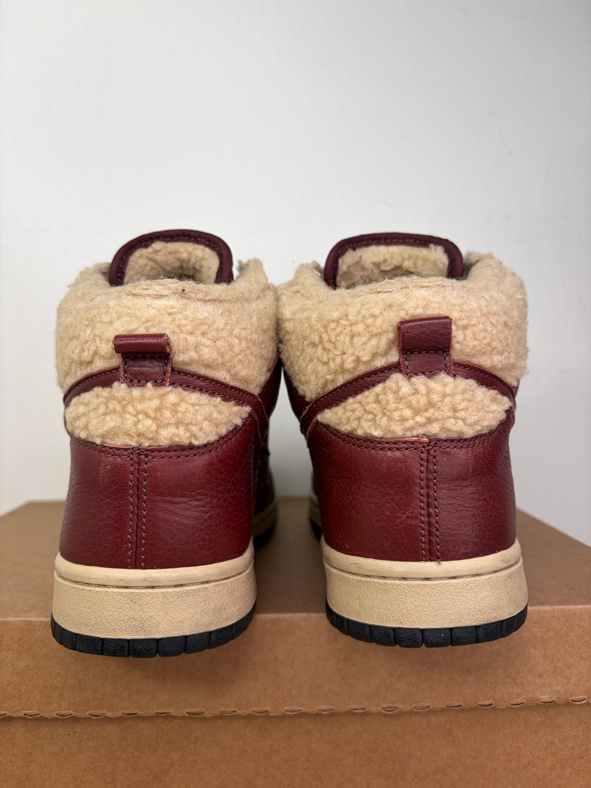 (2011)(8W) Sz 6.5M Dunk High 6.0 Sherpa - Preowned, No Box