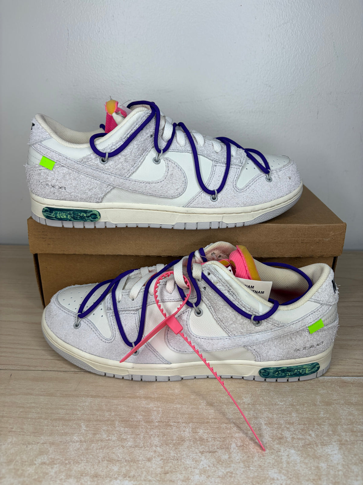 Sz 11.5M Dunk Low Off White Lot 15 - Brand New, No Box