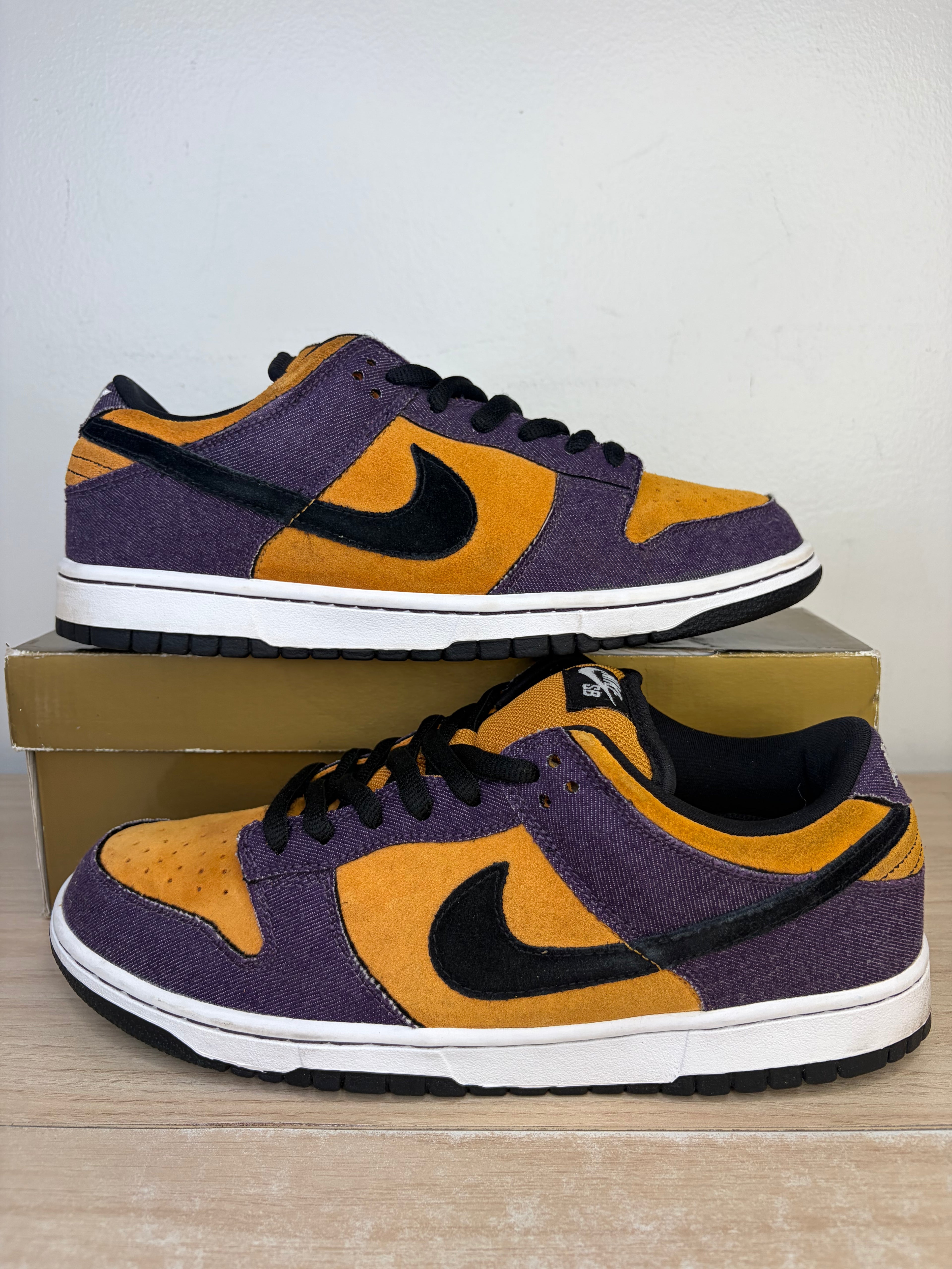 (2008) sz 10.5M Nike SB Low Goofy Boy - Lightly Worn, Same Era Box