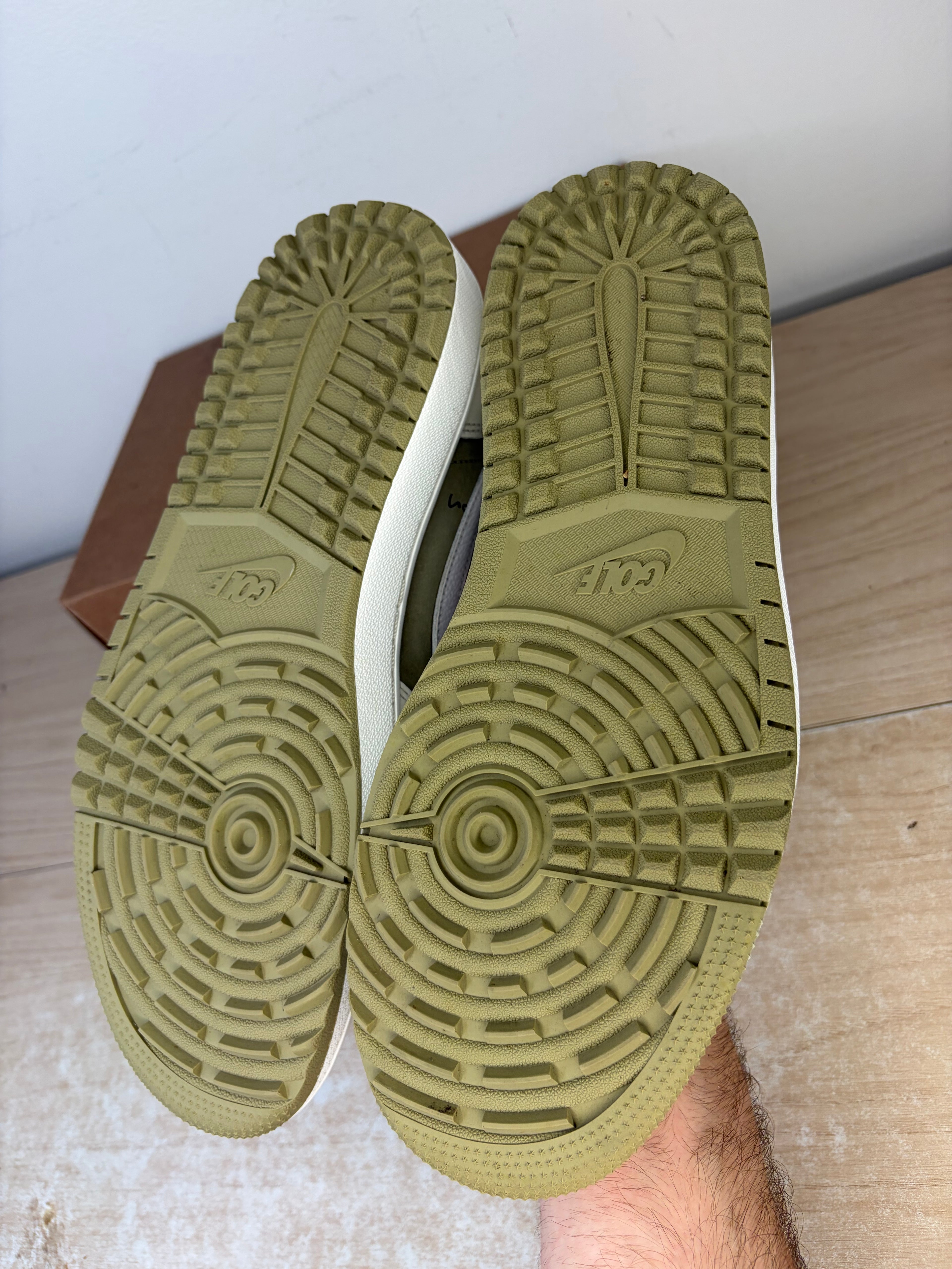 Sz 10.5M Jordan 1 Low Travis Scott Golf Olive - Preowned, No Box