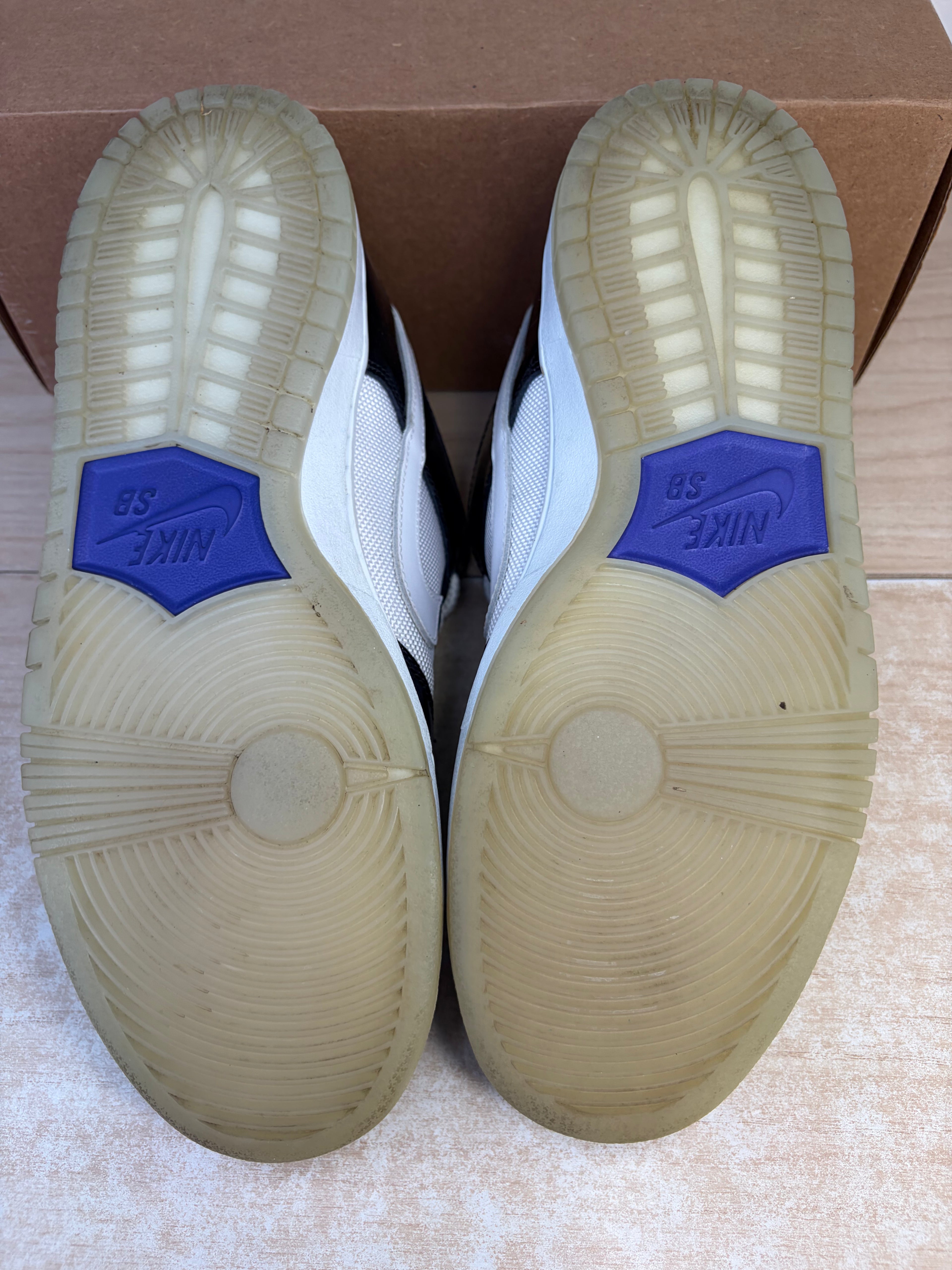 (2013) sz 10M Nike SB Low Space Jam - Lightly Used, No Box