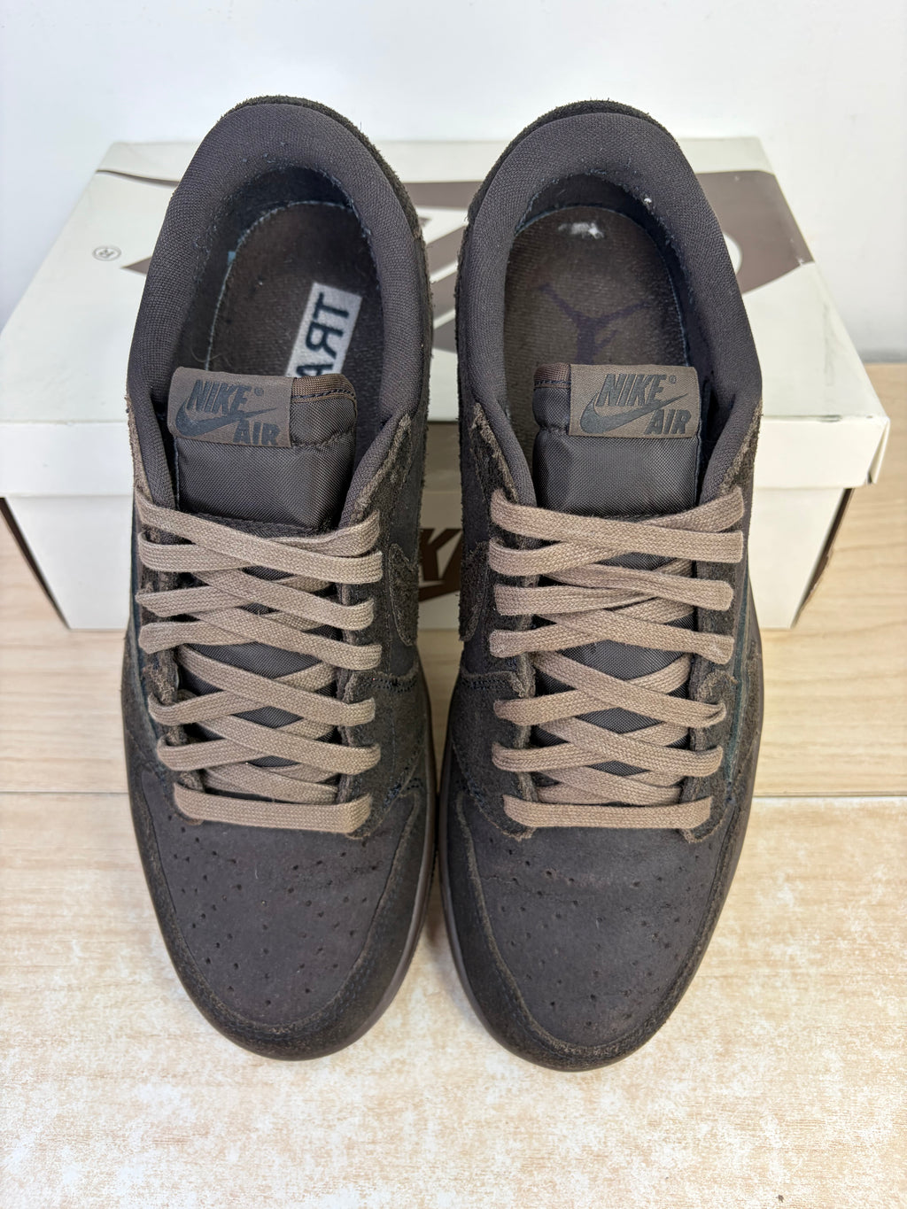 Sz 10M Jordan 1 Low Travis Scott Velvet Brown - Lightly Worn, Original Box