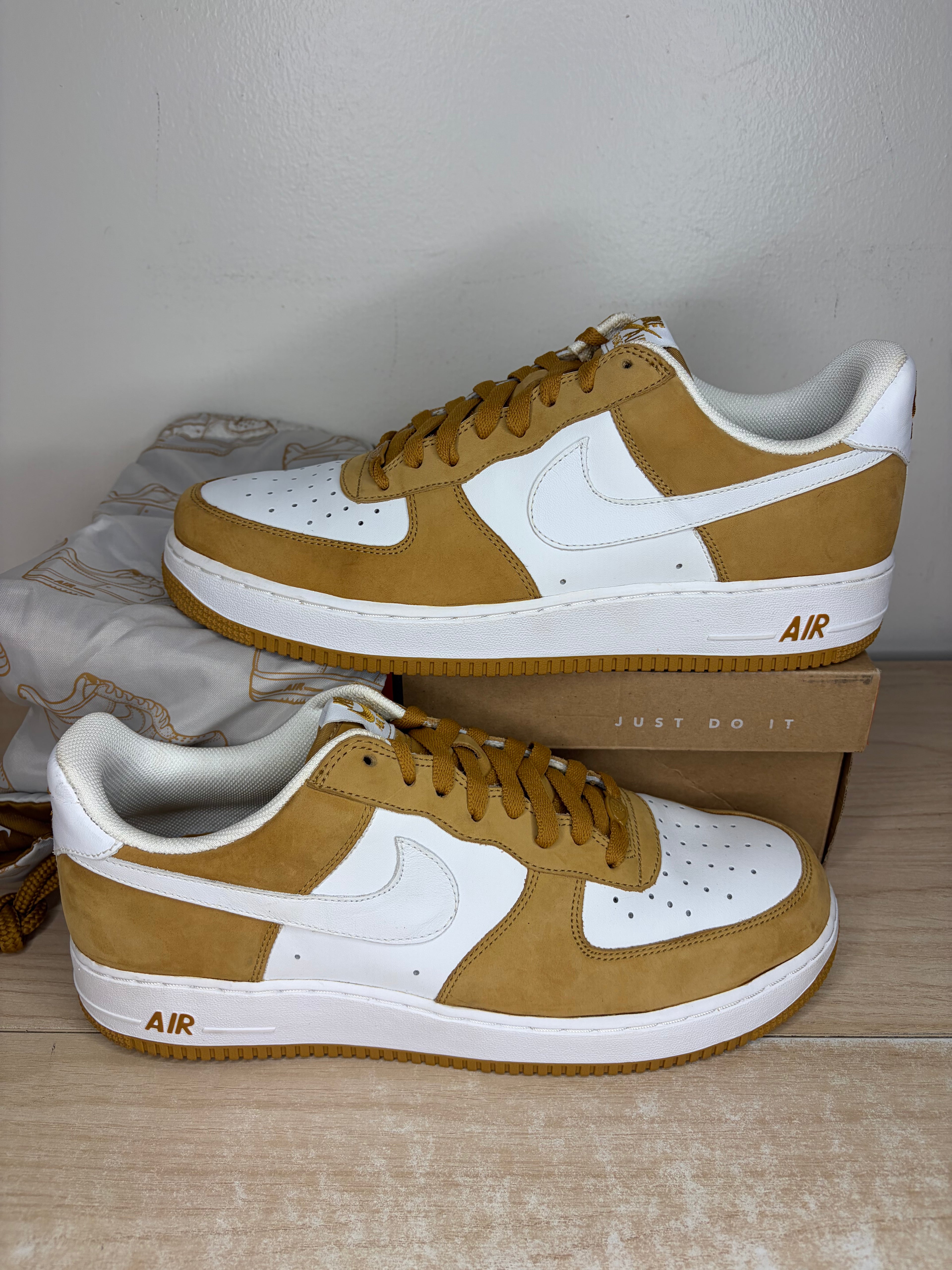 #3590/4008 - sz 12M Nike AF1 Low Barcode Pack Wheat - Like New, Original Box