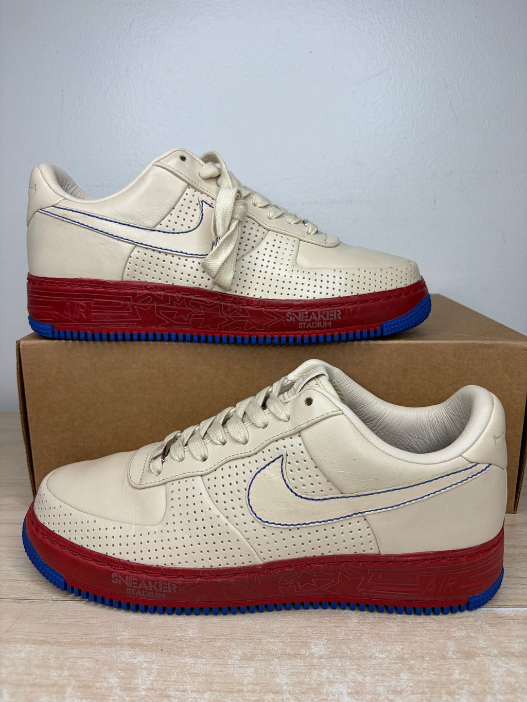 (2007) sz 9M AF1 Low Supreme ‘Philly’ - Preowned, No Box