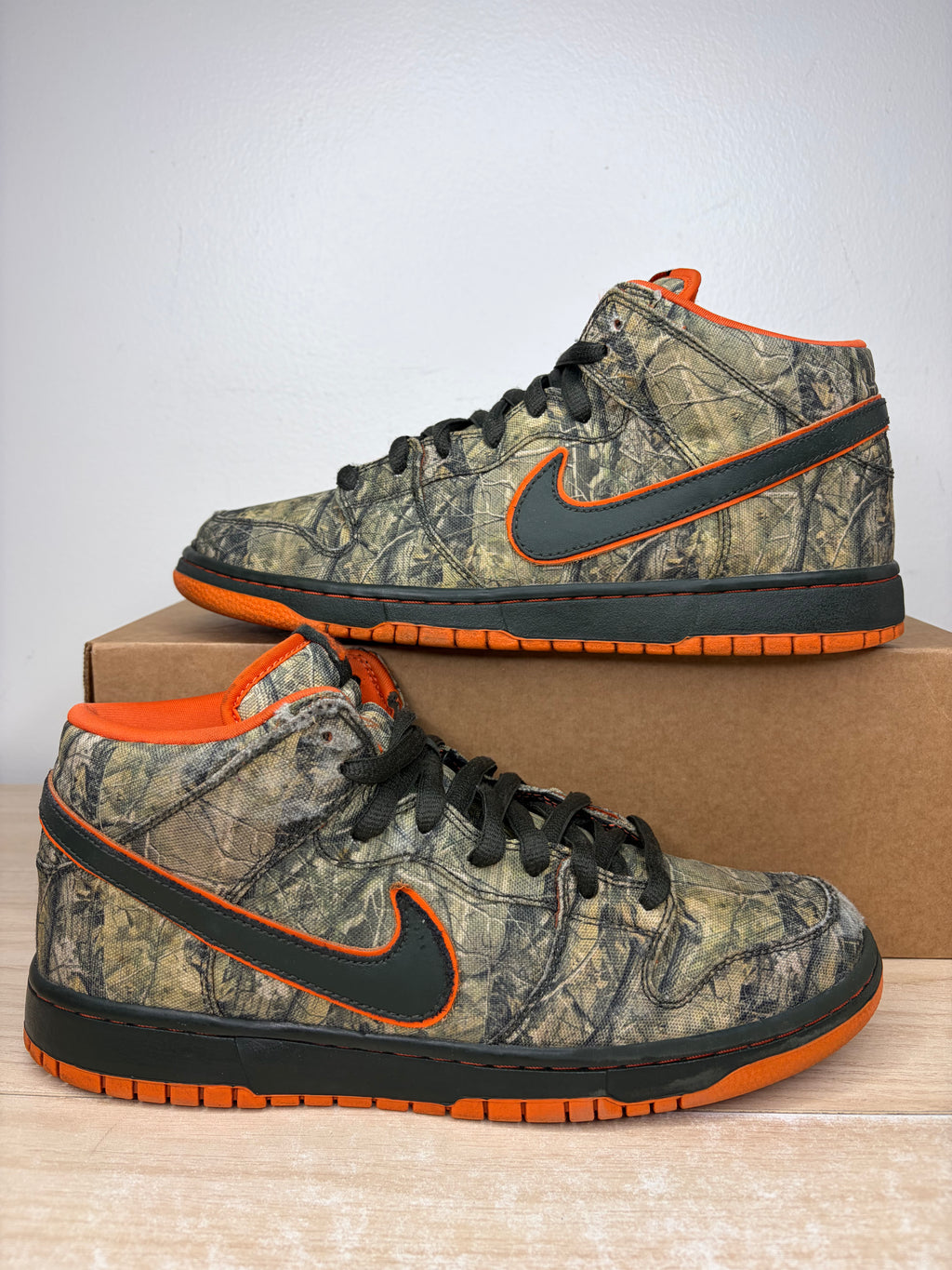 (2016) sz 9.5M Nike SB Mid Realtree Camo - Preowned, No Box
