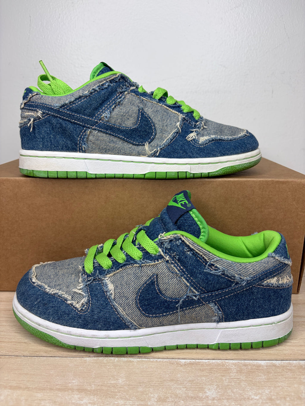 (2004) sz 5.5Y/7W Dunk Low ‘Hulk Denim’ - Preowned, No Box