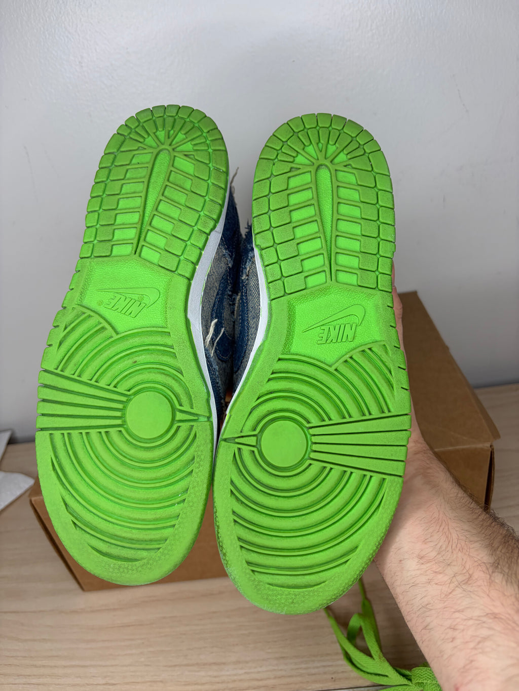(2004) sz 5.5Y/7W Dunk Low ‘Hulk Denim’ - Preowned, No Box