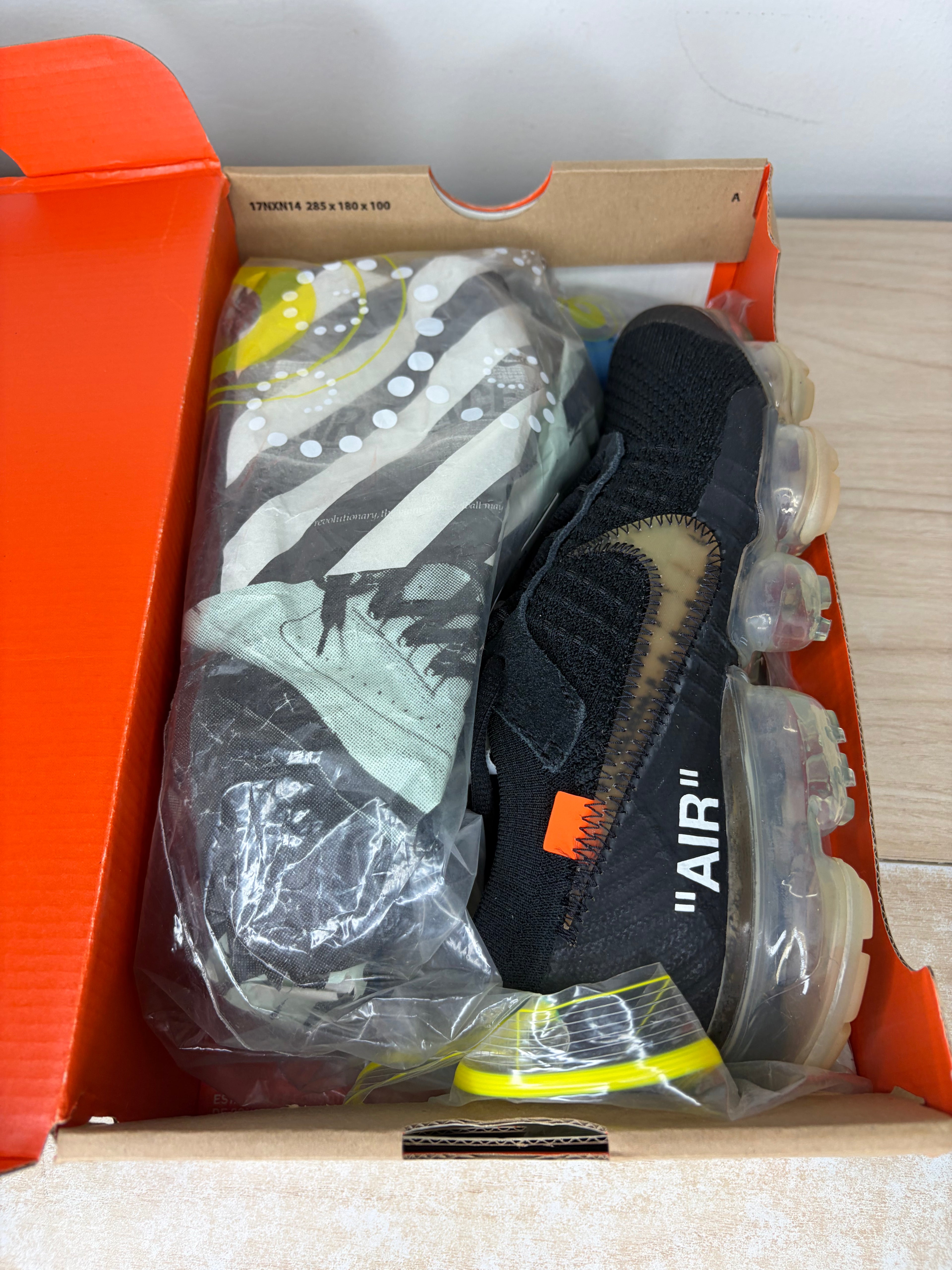 Sz 5.5M Nike Vapormax Off White Black - Brand New, Original Box