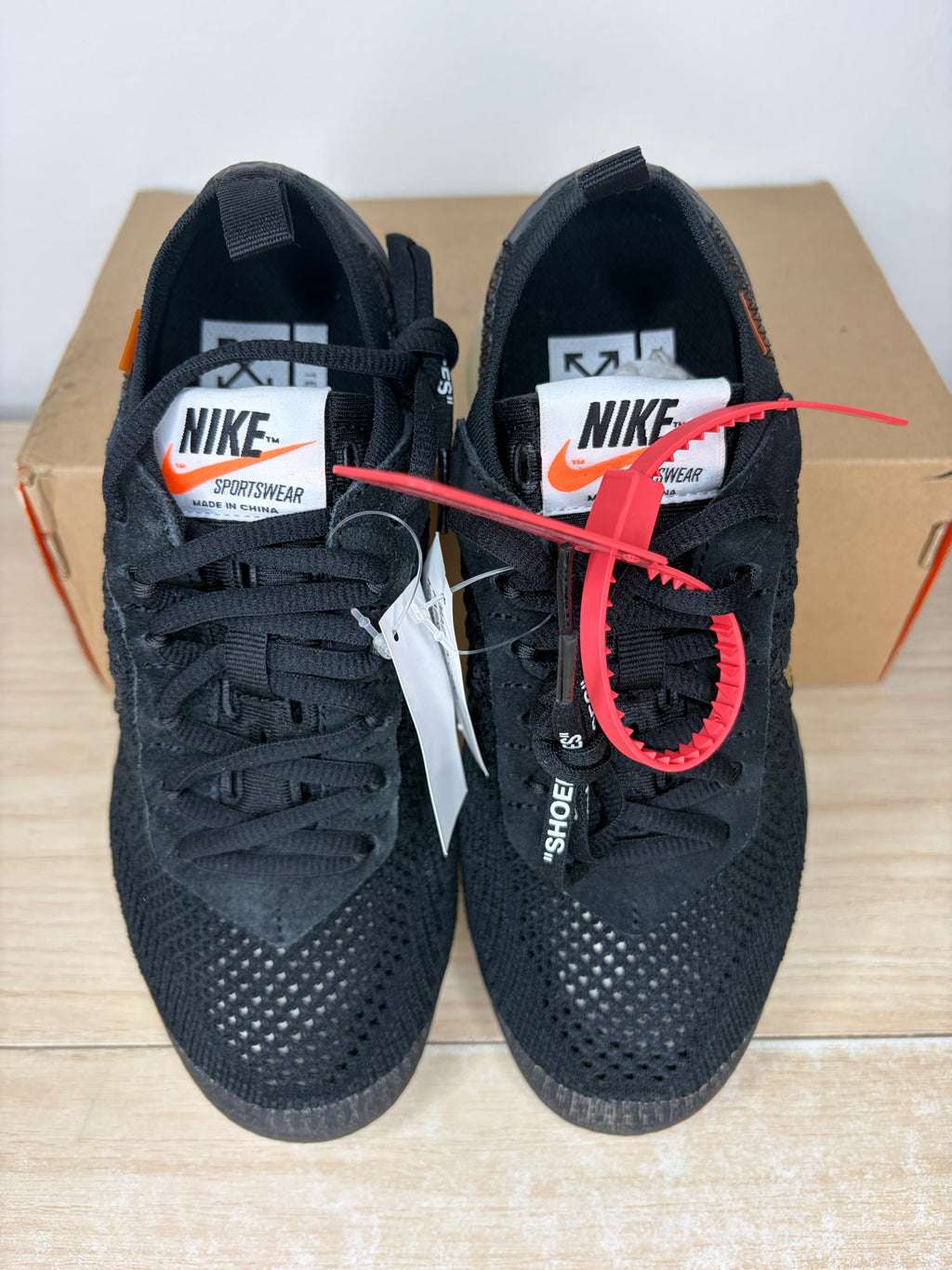 Sz 5.5M Nike Vapormax Off White Black - Brand New, Original Box