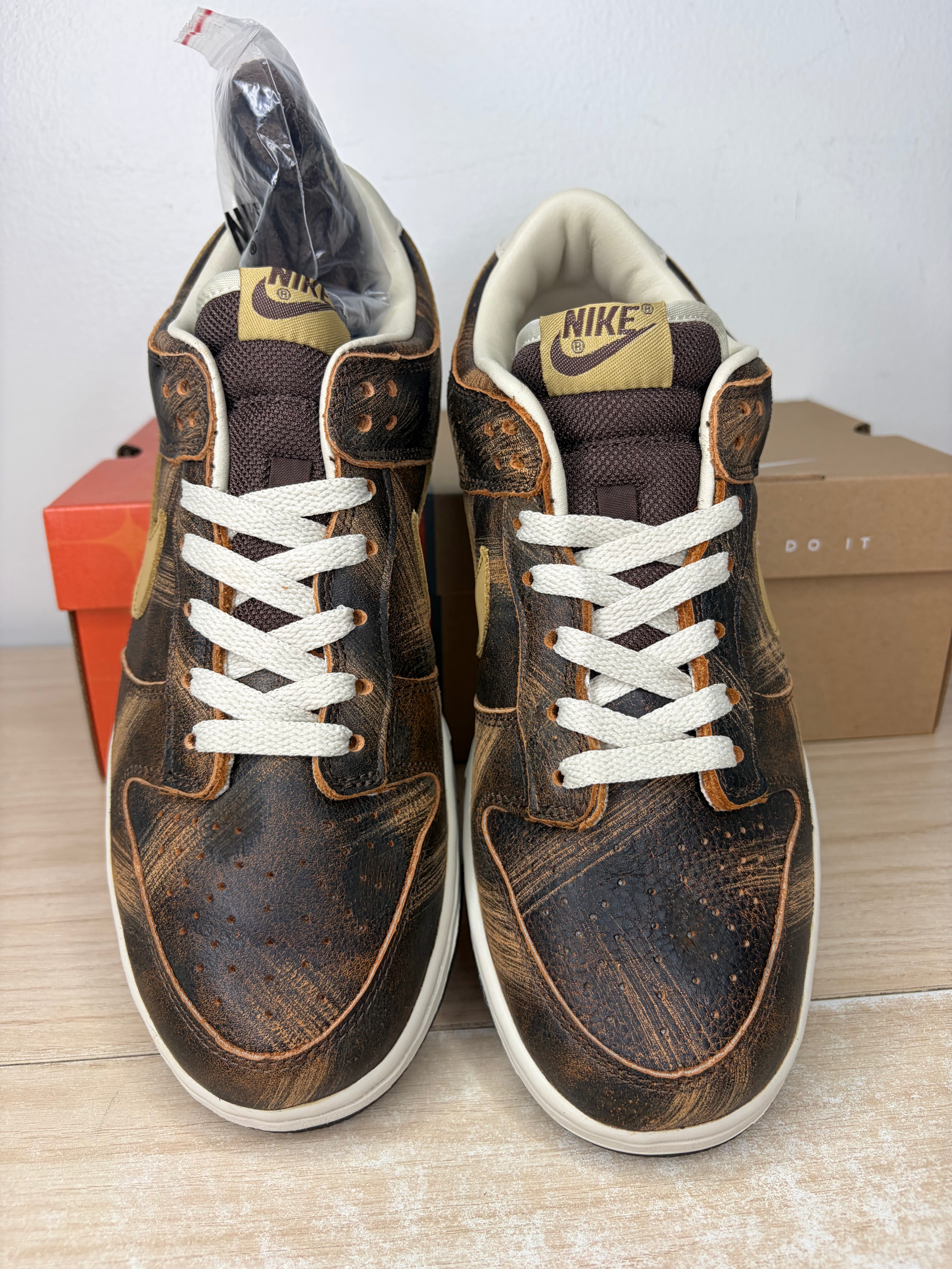(2004) sz 9M Dunk Low Grunge Pack - Brand New, Original Box
