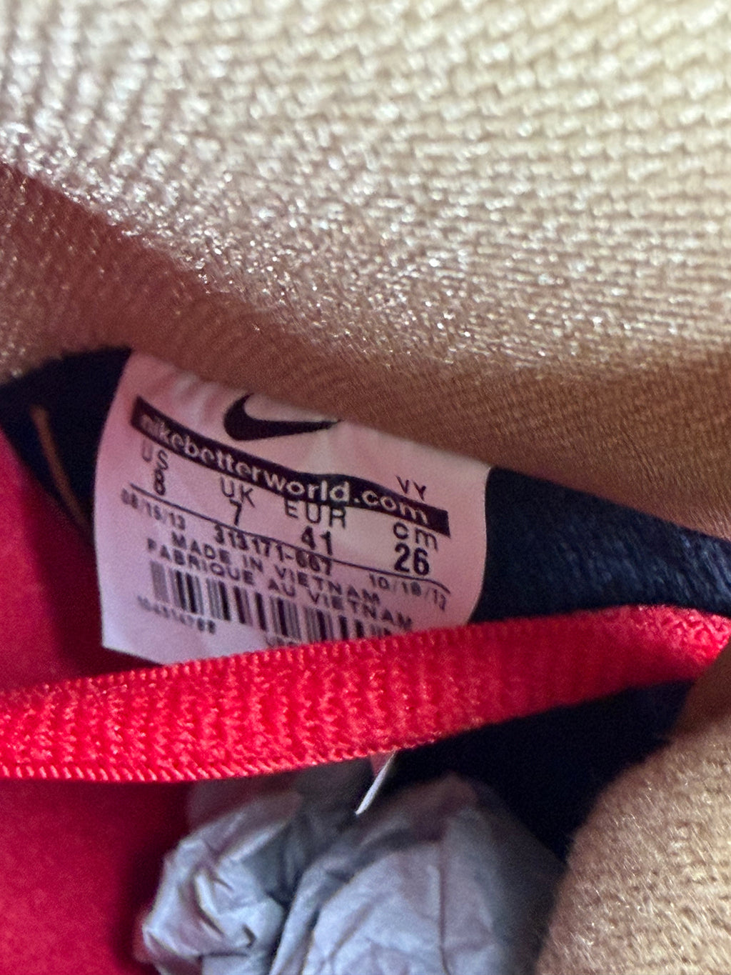 (2014) sz 8M Nike SB High Chinese New Year - Brand New, Original Box