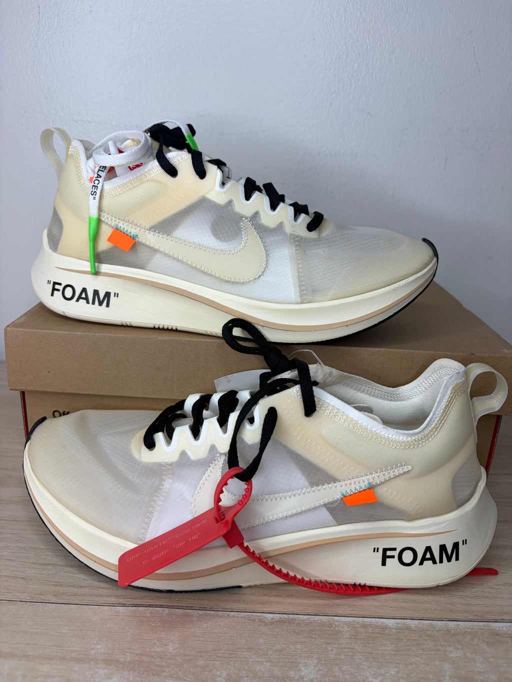Sz 9M Nike Off White Zoom Fly White - Brand New, Original Box